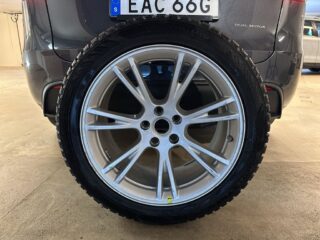 Tesla Model Y Long Range AWD Long Range Drag Pano Skinn GPS SoV – bild 19