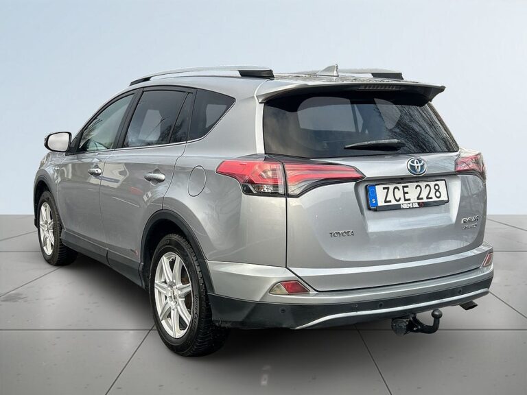 Toyota RAV4 Hybrid 2.5 AWD Executive Värmare/Skinn/Kamera/Drag/SoV