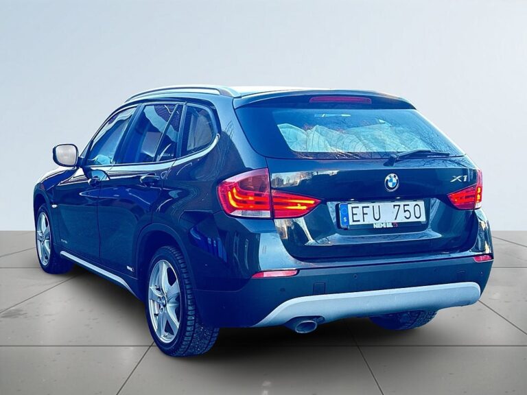BMW X1 xDrive18d Dragkrok/SoV-däck/Kamkedja/ Endast 2 ägare