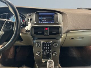 Volvo V40 T4 Summum Farthållare Kamrem bytt Skinn  Psens S&V – bild 11