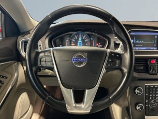 Volvo V40 T4 Summum Farthållare Kamrem bytt Skinn  Psens S&V – bild 9