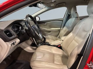 Volvo V40 T4 Summum Farthållare Kamrem bytt Skinn  Psens S&V – bild 7