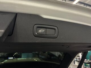 Volvo V60 D3 Geartronic Momentum Drag/Dvärm/Psens/AdaptivF/Navi – bild 26