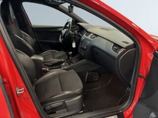 Skoda Octavia RS RS 2.0 TSI RS S&V/M&Kvärm/Psens/Canton/Lane assist/Navi – bild 10