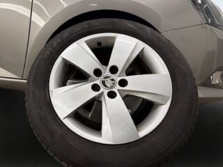 Skoda Fabia 1.2 TSI Style S&V/Drag/Psens/Bluetooth/360kr årskatt – bild 14