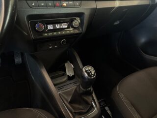 Skoda Fabia 1.2 TSI Style S&V/Drag/Psens/Bluetooth/360kr årskatt – bild 23