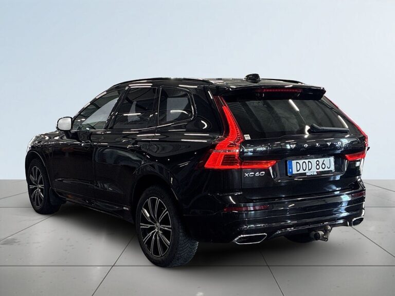 Volvo XC60 Recharge T6 AWD R-Design S&V/360Kamera/Drag/Pano/B&W