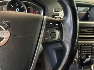 Volvo V60 D4 AWD Summum Business Edition S&V/Drag/Dvärm/Skinn/BT – bild 25
