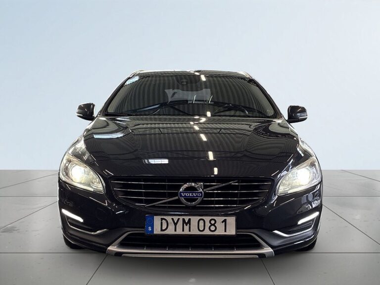 Volvo V60 D4 AWD Summum Business Edition S&V/Drag/Dvärm/Skinn/BT