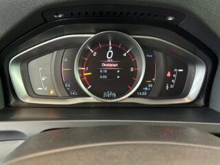 Volvo V60 D4 AWD Summum Business Edition S&V/Drag/Dvärm/Skinn/BT – bild 21