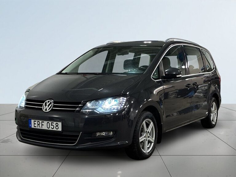 Volkswagen Sharan 7-sits 2.0 TDI 4M Värmare Kamera Drag Psens S&V-hjul
