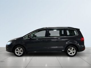 Volkswagen Sharan 7-sits 2.0 TDI 4M Värmare Kamera Drag Psens S&V-hjul – bild 4