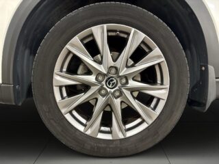 Mazda CX-5 2.5 SKYACTIV-G AWD Drag 360 Värmare HuD Skinn S&V-hjul – bild 14