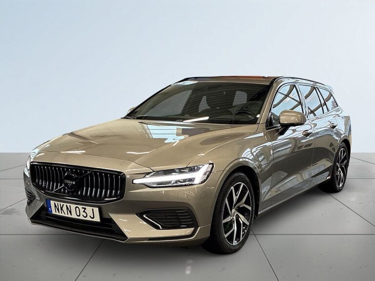 Volvo V60 T8 TwinEngine AWD Inscription S&V/Drag/B&W/360kam/Skinn