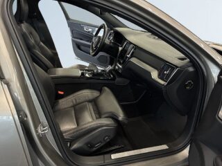 Volvo V60 T8 TwinEngine AWD Inscription S&V/Drag/B&W/360kam/Skinn – bild 10