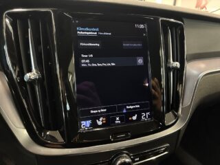 Volvo V60 B4 Geartronic Momentum Advanced SE Kamera/Dvärm/Carplay – bild 22