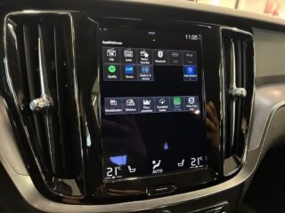 Volvo V60 B4 Geartronic Momentum Advanced SE Kamera/Dvärm/Carplay – bild 21