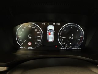 Volvo V60 B4 Geartronic Momentum Advanced SE Kamera/Dvärm/Carplay – bild 15