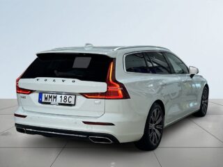 Volvo V60 Recharge T6 AWD Inscription Drag Elbaklucka GPS SoV – bild 6