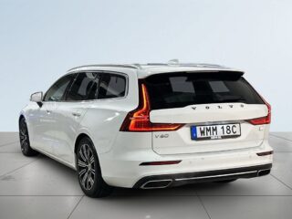 Volvo V60 Recharge T6 AWD Inscription Drag Elbaklucka GPS SoV – bild 5