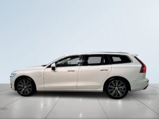 Volvo V60 Recharge T6 AWD Inscription Drag Elbaklucka GPS SoV – bild 4