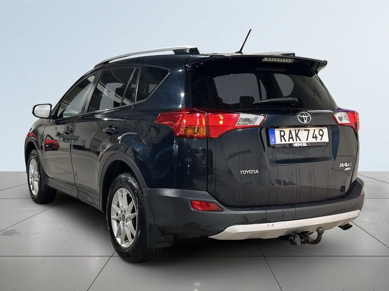 Toyota RAV4 2.0 AWD Edition Feel Mvärm Kamera Elbaklucka Drag SoV