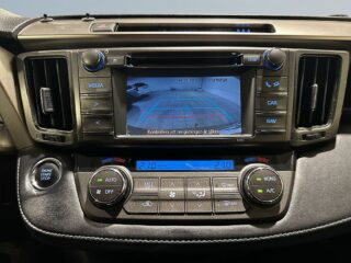 Toyota RAV4 2.0 AWD Edition Feel Mvärm Kamera Elbaklucka Drag SoV – bild 11