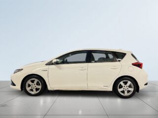 Toyota Auris Hybrid e-CVT Active Motorvärmare B-kamera Kamkedja S&V – bild 4