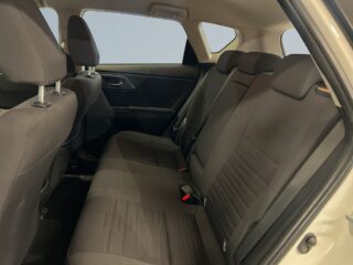 Toyota Auris Hybrid e-CVT Active Motorvärmare B-kamera Kamkedja S&V – bild 13