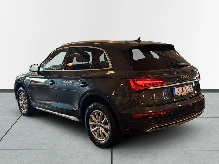 Audi Q5 40 TDI Quattro Aut Kamera/Dragkrok/SoV/Pvärmare