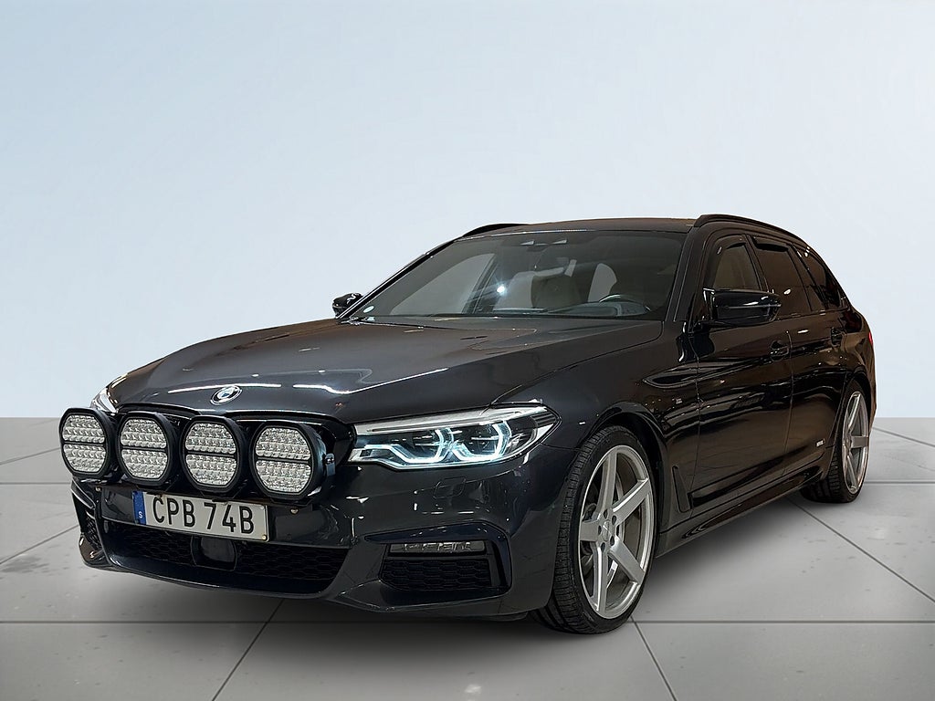 BMW 520d xDrive Touring M sport Drag 360°kam Mvärme H/K-ljud S&V