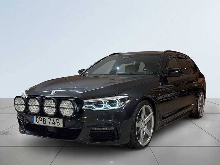 BMW 520d xDrive Touring M sport Drag 360°kam Mvärme H/K-ljud S&V