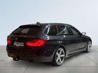 BMW 520d xDrive Touring M sport Drag 360°kam Mvärme H/K-ljud S&V – bild 6