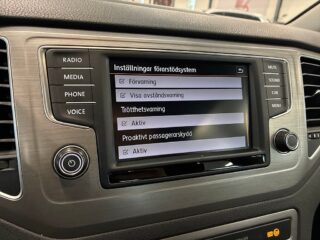 Volkswagen Golf I Sportsvan 1.2 TSI Drag/M&K-värm/Backkamera/AdaptivF/ – bild 24