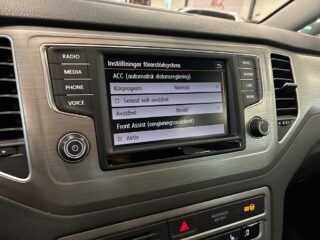 Volkswagen Golf I Sportsvan 1.2 TSI Drag/M&K-värm/Backkamera/AdaptivF/ – bild 23