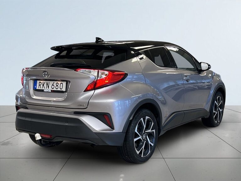 Toyota C-HR 1.2 Turbo AWD Drag B-Kamera Motorvärmare JBL-ljud S&V