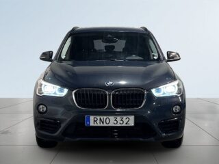 BMW X1 xDrive20d Sport Kamera Drag Mvärm Rattvärme S/V-hjul – bild 2