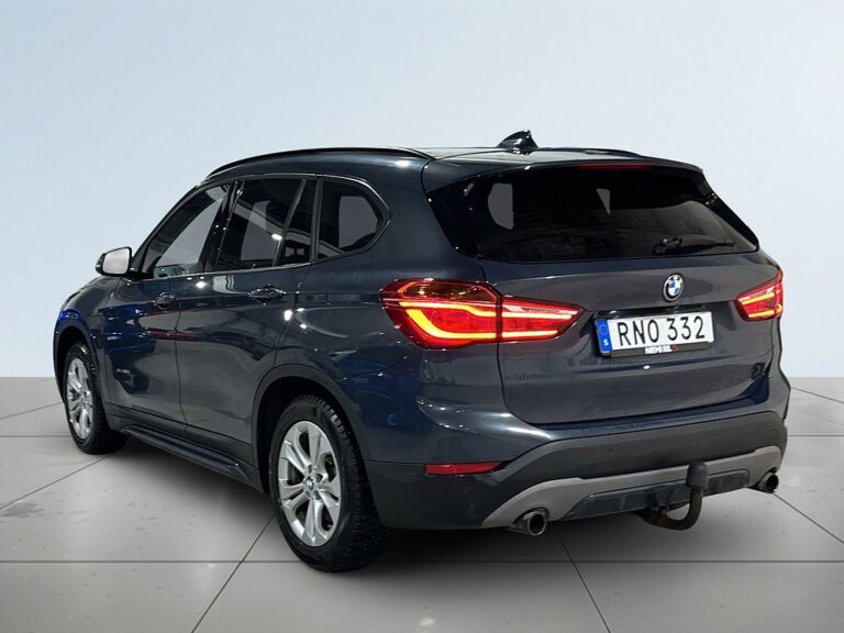 BMW X1 xDrive20d Sport Kamera Drag Mvärm Rattvärme S/V-hjul