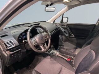 Subaru Forester 2.0 4WD Lineartronic Drag Mvärm Kamera Rattvärme SoV – bild 7