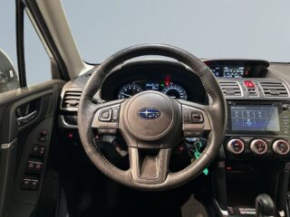 Subaru Forester 2.0 4WD Lineartronic Drag Mvärm Kamera Rattvärme SoV – bild 9