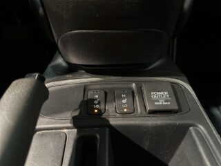 Honda CR-V 2.0 i-VTEC 4WD Lifestyle Plus Drag Mvärm Kamera SoV – bild 17