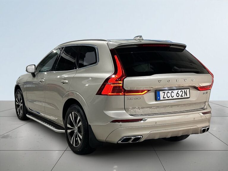 Volvo XC60 B5 AWD Drag Pvärm Kamera GPS CarPlay Rattvärme S/V-hjul