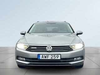 Volkswagen Passat Sportscombi 2.0 TDI 4Motion GT Dragkrok/Nav/SoV-däck – bild 2