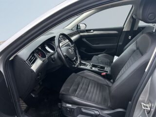 Volkswagen Passat Sportscombi 2.0 TDI 4Motion GT Dragkrok/Nav/SoV-däck – bild 7