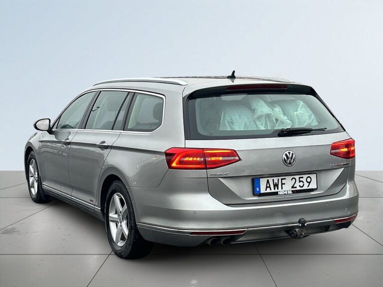 Volkswagen Passat Sportscombi 2.0 TDI 4Motion GT Dragkrok/Nav/SoV-däck