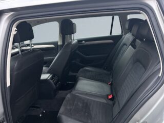 Volkswagen Passat Sportscombi 2.0 TDI 4Motion GT Dragkrok/Nav/SoV-däck – bild 13