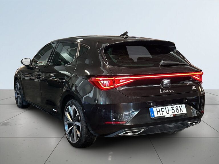 Seat Leon León e-Hybrid FR Pano/Drag/Kamera/SoV/Navi/Ad.Fhål