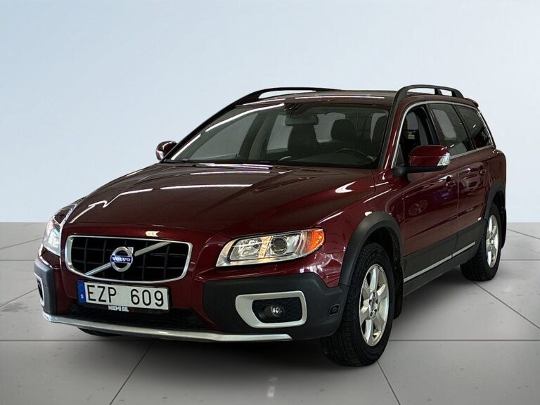 Volvo XC70 D5 AWD Momentum Drag M-värmare P-sens Skinn S&V-däck
