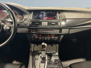 BMW 520d Touring Aut Drag Skinn Navi Rattvärme S&V-Hjul – bild 11