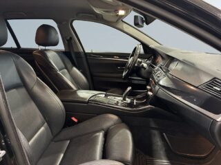 BMW 520d Touring Aut Drag Skinn Navi Rattvärme S&V-Hjul – bild 10